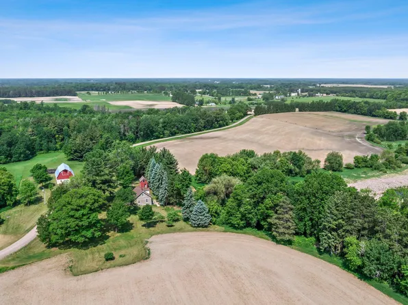 39447 Holly Trl NW, Stanchfield, MN 55080