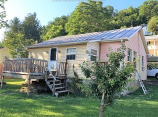 46 Toller Rd, Nellis, WV 25142