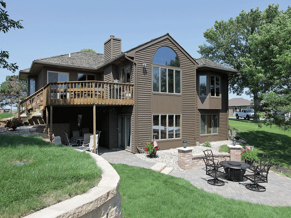 1st image of 15724 Tradewind Dr