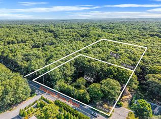 200 Wading River Road, Manorville, NY 11949