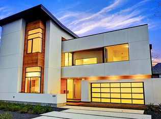 5329 Navarro St, Houston, TX 77056