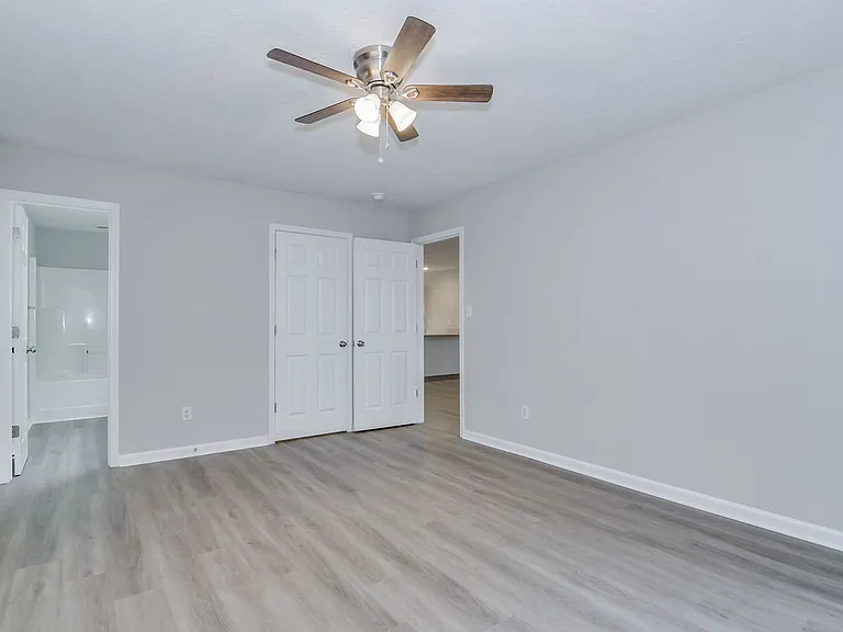 425 Long Needle Cir — Photo 15