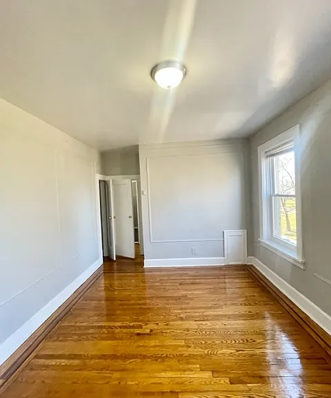 Vine Street Holdings — Photo 16