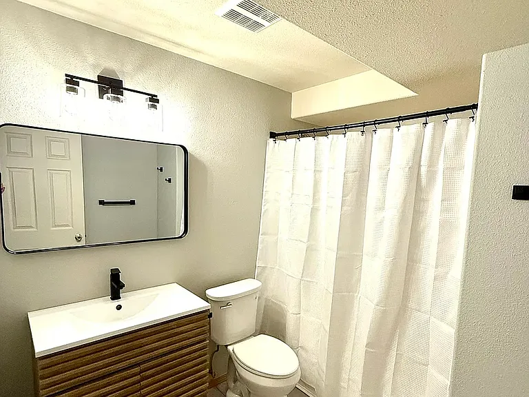 1268 W Bentwood Loop — Photo 18