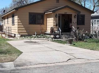 1207 N Logan St, Newton, KS 67114