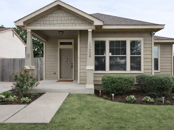 250 7th St, Hempstead, TX 77445