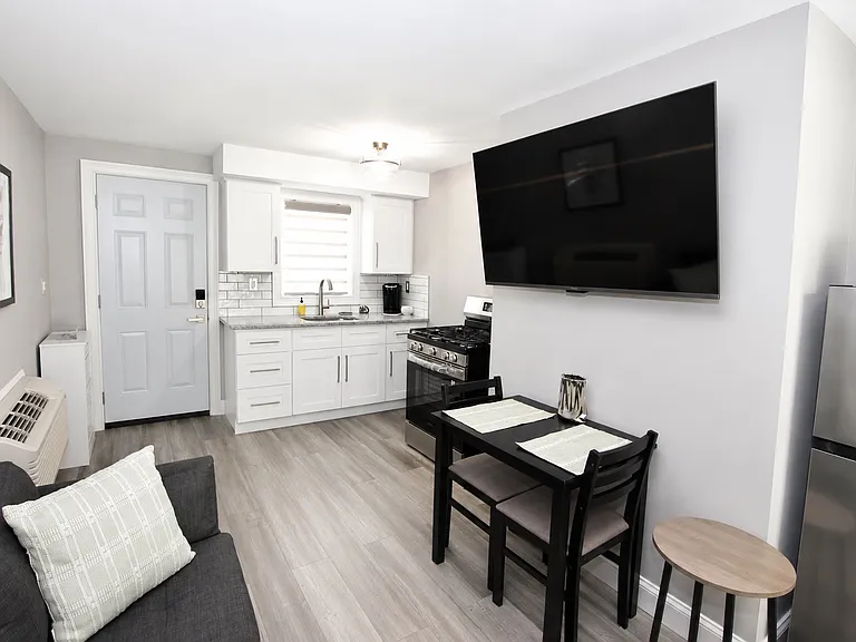 136 Stefanic Ave #2 — Photo 3