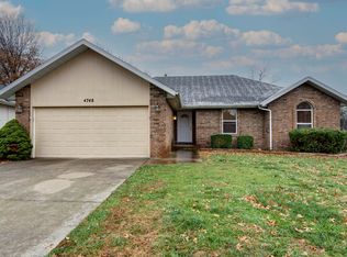 4748 W Tarkio St, Springfield, MO 65802