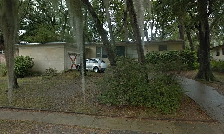 3966 Bess Rd — Photo 3