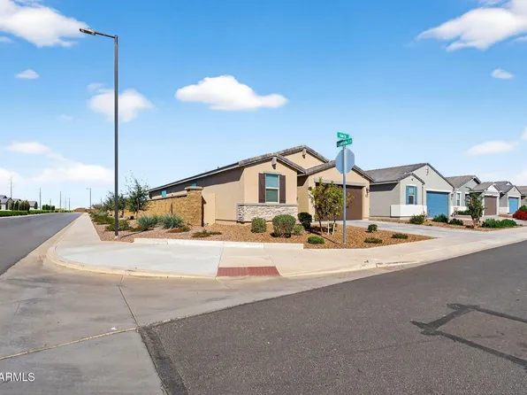 2898 E KIM Drive, San Tan Valley, AZ 85143