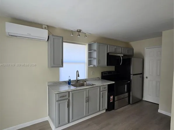 5936 Fillmore St #3, Hollywood, FL 33021