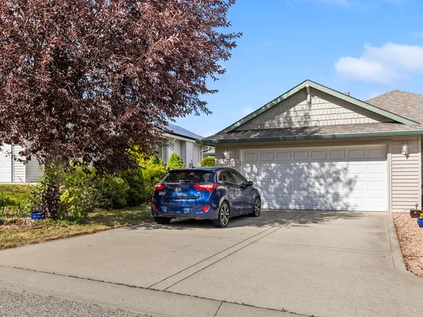3669 Yorkton Rd, West Kelowna, BC V4T 2T7