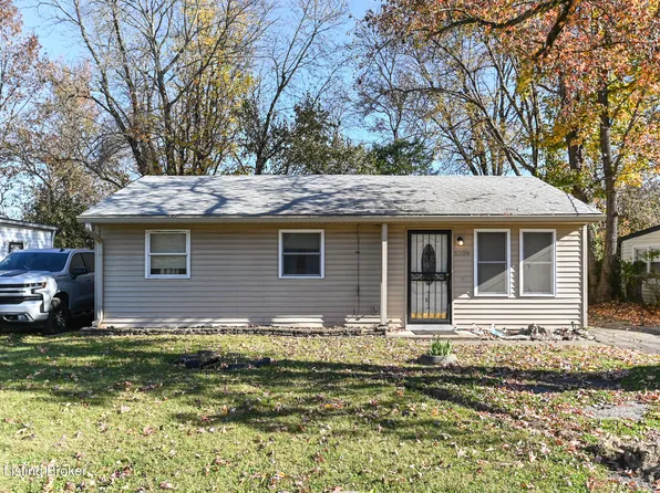 5209 Cedrus Cir, Louisville, KY 40213