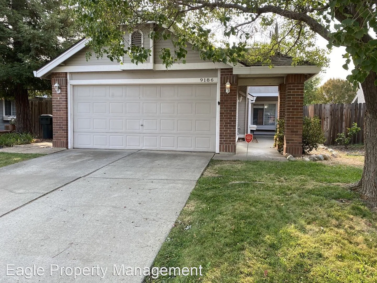 9186 Colonsay Way photo 1