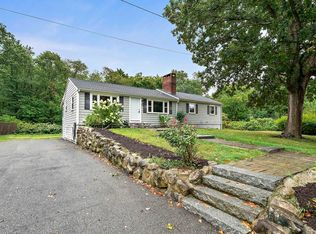 334 N Main St, Cohasset, MA 02025