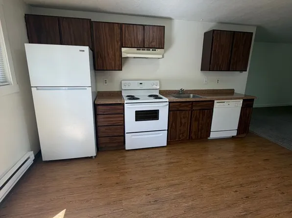 930 SE 2nd St APT 2, Pendleton, OR 97801