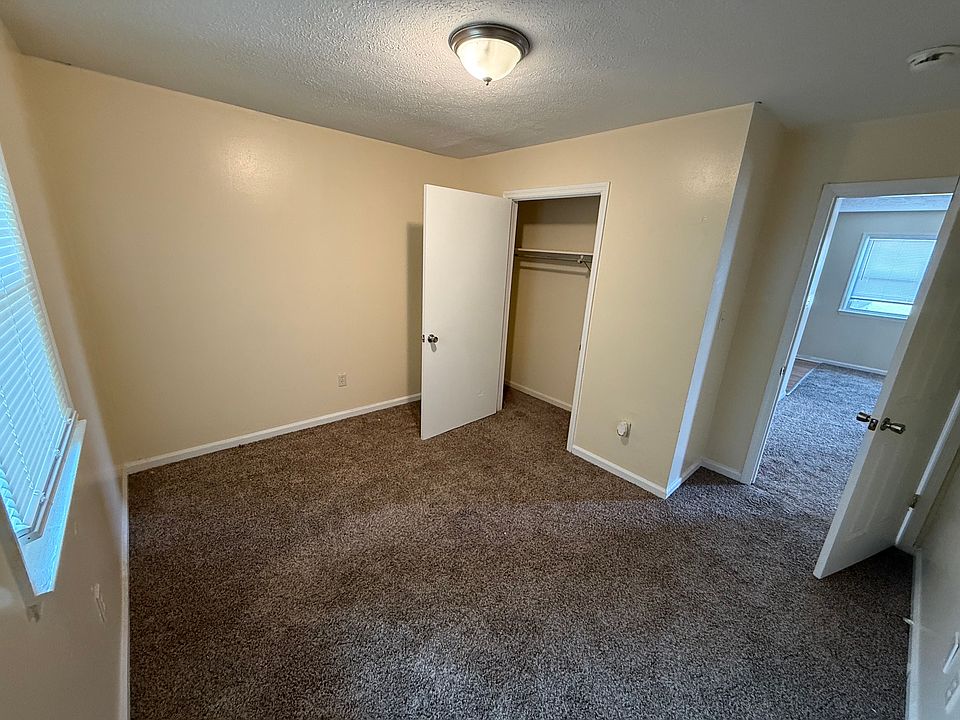 2nd image of 705 Sizemore Dr #3