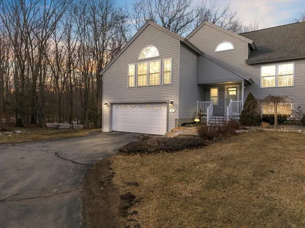 17 Eldon Way, Atkinson, NH 03811
