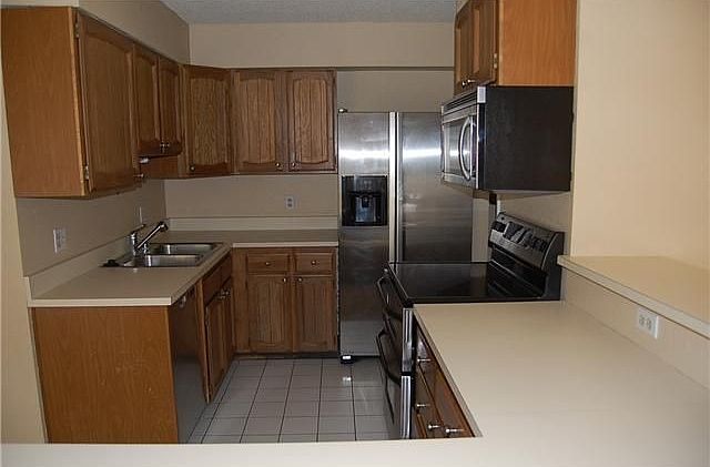 2nd image of 3950 N Frontage Rd #7