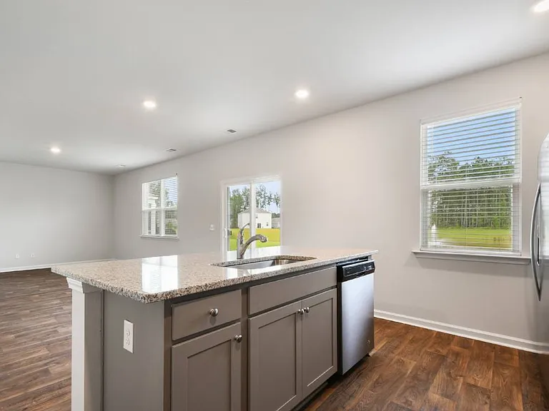 56 Cedar View Cir — Photo 3