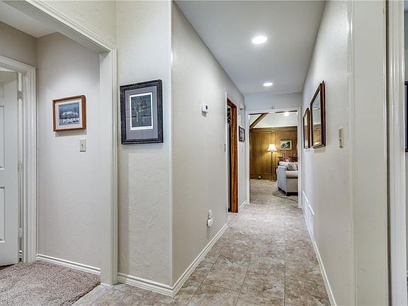 5th image of 3606 Foxboro Ln