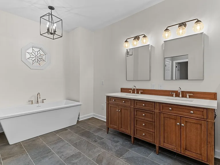 111 Rea Dr — Photo 12