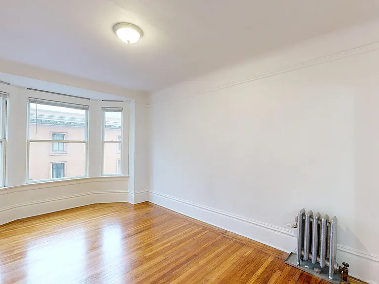 925 Geary Street — Photo 14