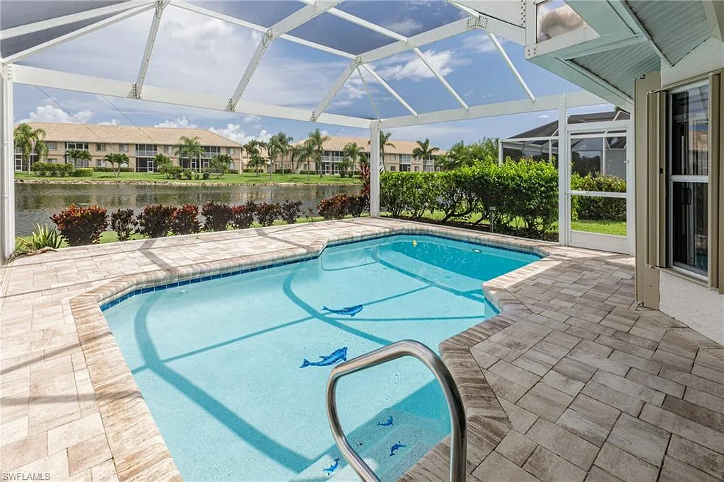 3 bed, 2.0 bath, 1466 sqft, $9,000 — Photo 1