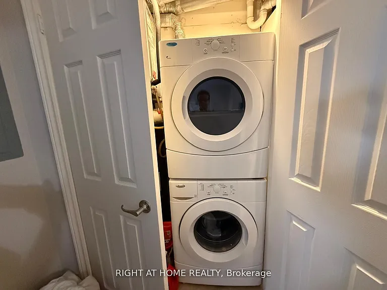 1340 Main St E #206 — Photo 7
