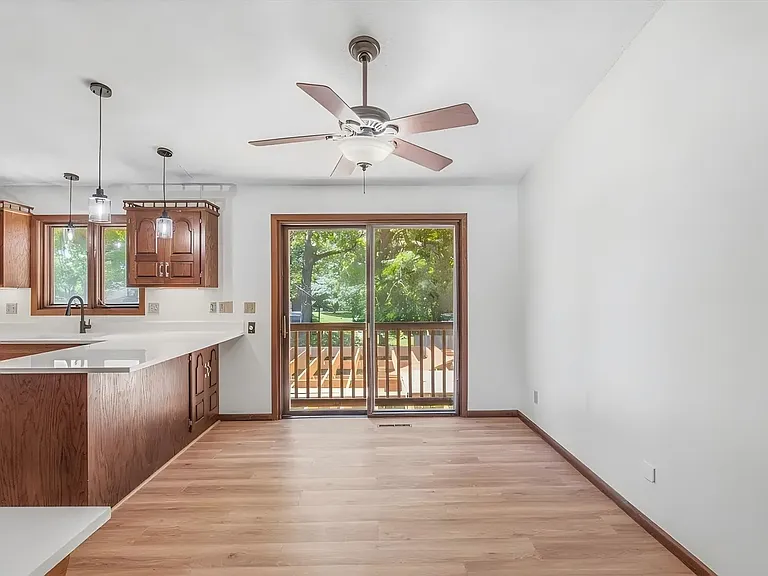 316 Colleen Ave — Photo 13