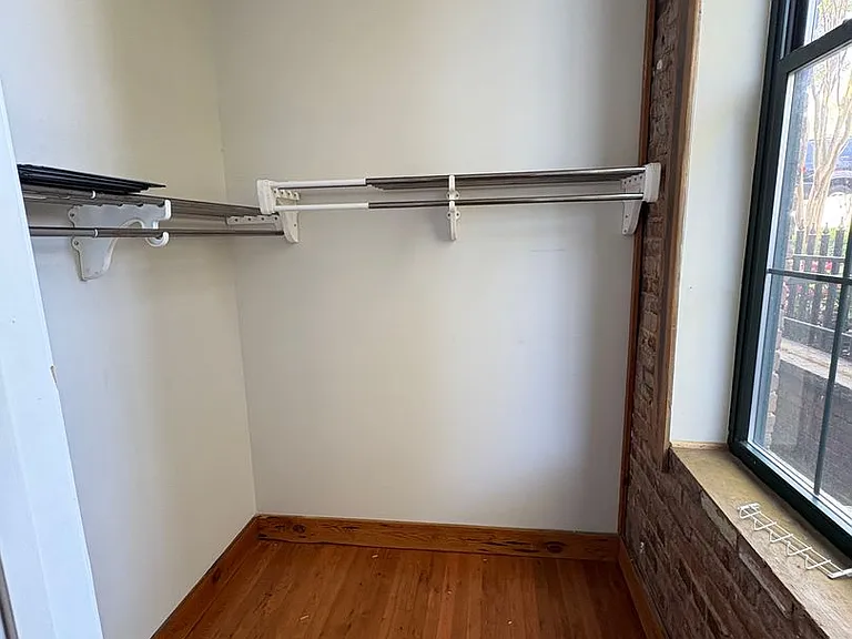 102 Russell St #101 — Photo 16