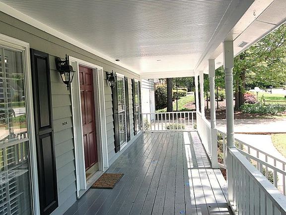 3rd image of 5453 Breathitt Dr
