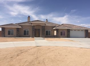 22540 Corwin Rd, Apple Valley, CA 92307