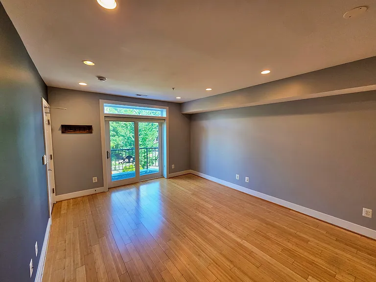 3404 13th St NW #201 — Photo 5