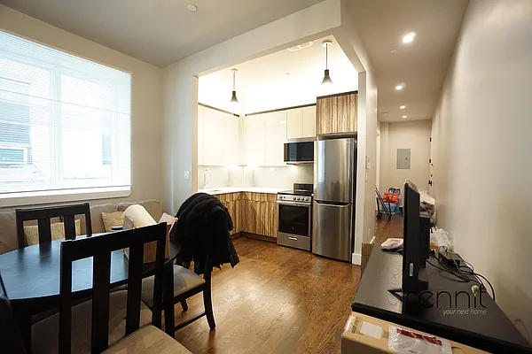 Rented by Rennit Inc. | media 10