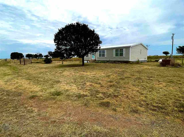 18030 E County Rd #221, Frederick, OK 73542