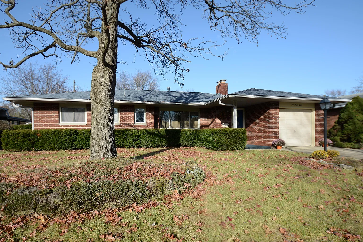 1088 Garden Rd photo 1