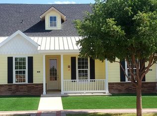 2105 10th St, Lubbock, TX 79401