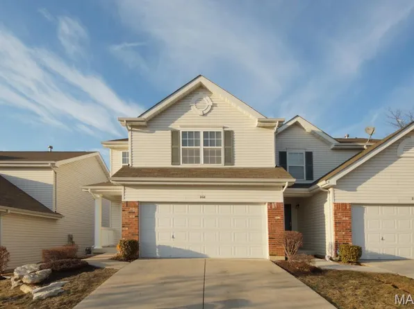 208 Waterside Crossing Ct, Saint Peters, MO 63376