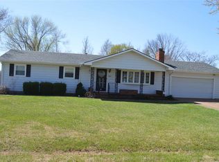 402 S Westfield St, Wichita, KS 67209