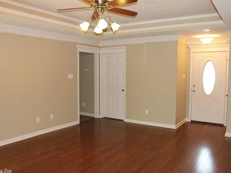 5504 Aviator Dr — Photo 6