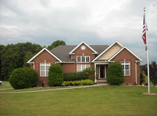 1060 Eastland Dr, Ashland City, TN 37015