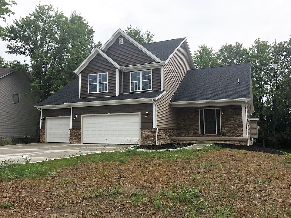 1st image of 3695 Turnberry Dr