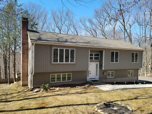 139 Newgate Road, Oxford, CT 06478