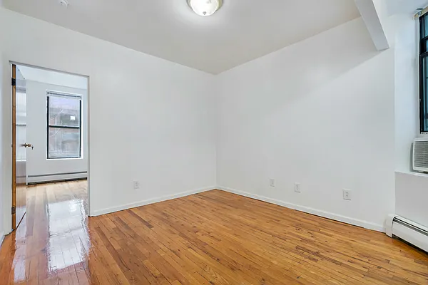 Rented by Compass | media 9