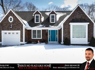 75 West St, Groton, CT 06340