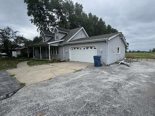 3rd image of 24242 S Volbrecht Rd