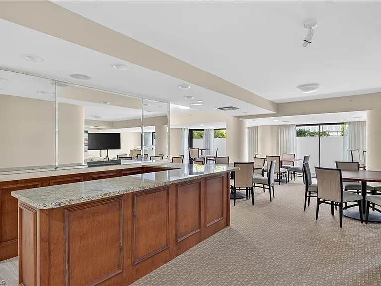4451 Gulf Shore Blvd N #1604 — Photo 42