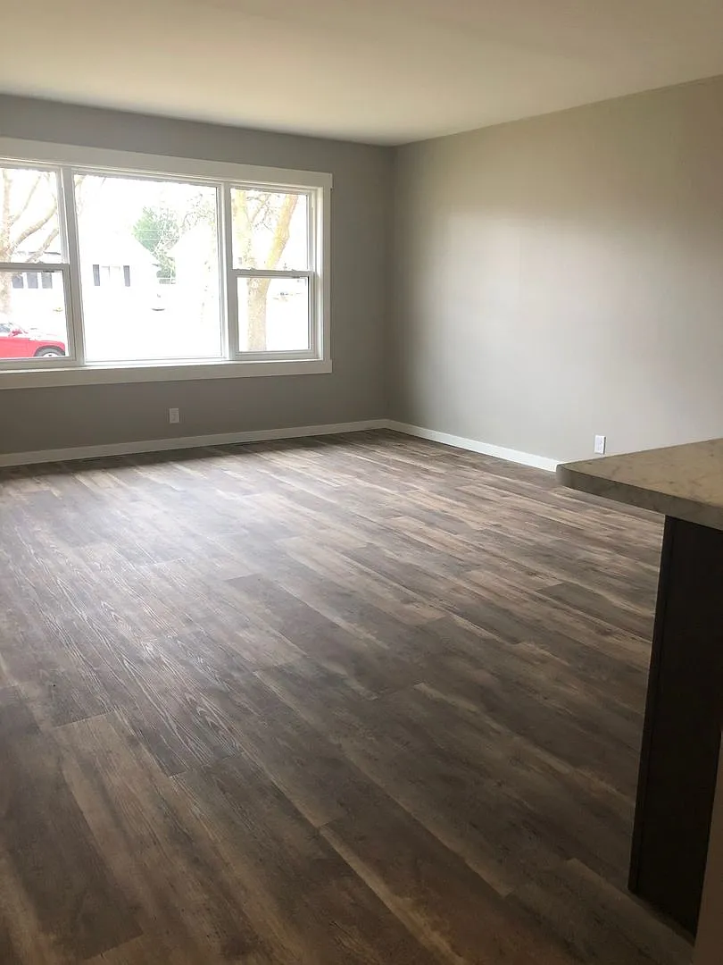 JDF Duplex (253) — Photo 3