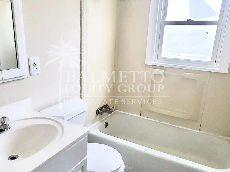 1512 Andover Ave — Photo 9